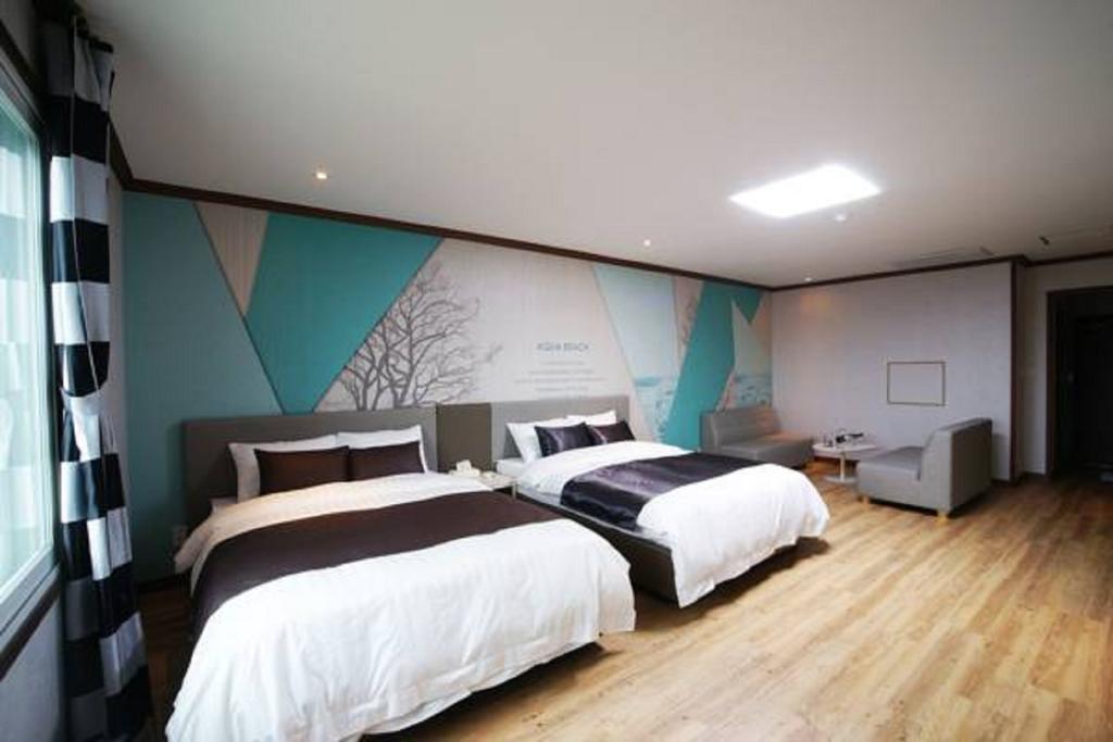 Seongsan Aqua Beach Hotel Seogwipo Habitación foto